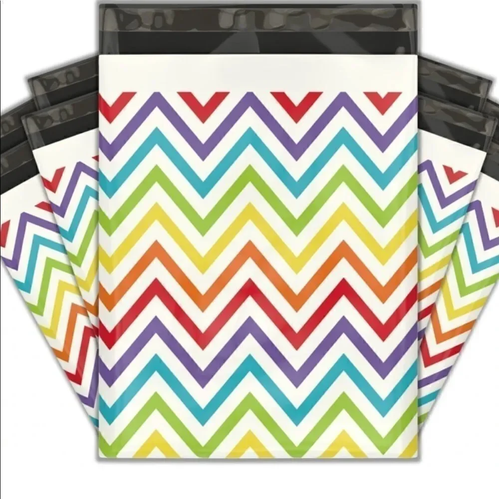 Poly Mailers Mix 35  10x13 6x9+ stickers 35 size 1.5” round diverse